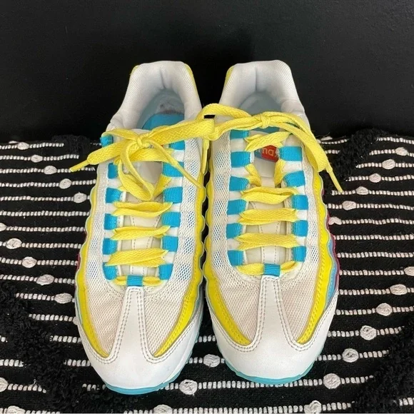 Nike Airmax kids shoes - Picture 4 of 6